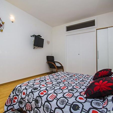 Apartments Daria Ровинь Экстерьер фото