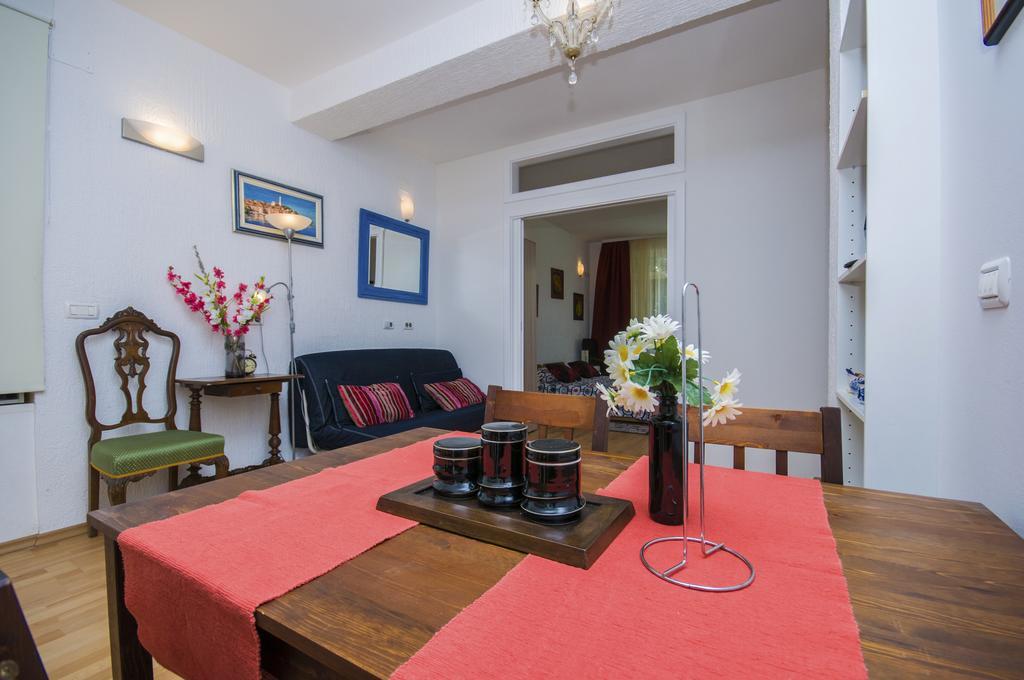Apartments Daria Ровинь Экстерьер фото