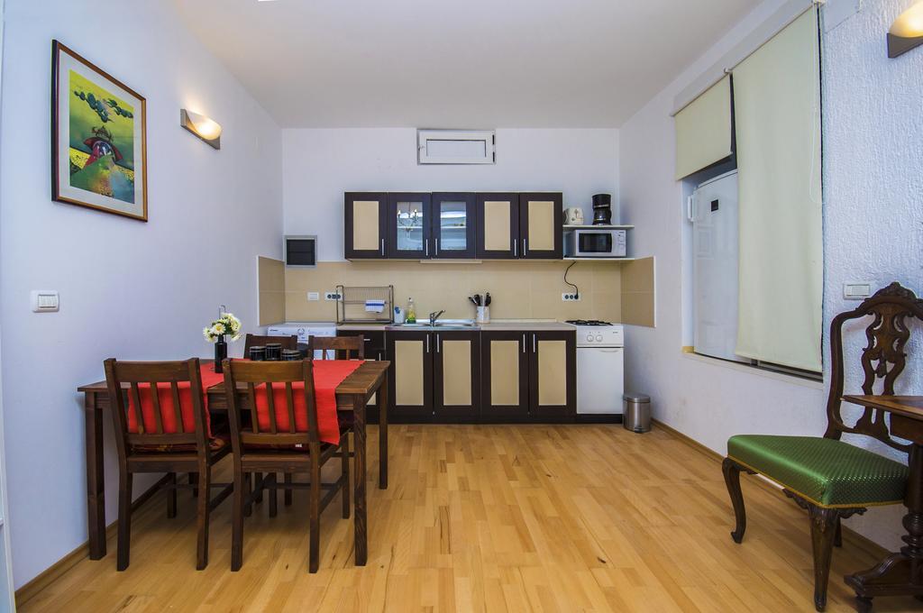Apartments Daria Ровинь Экстерьер фото